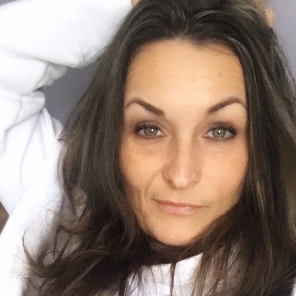 Meet your Posher, Tamie - Picture 1 of 1